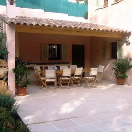 Pokade Climatisée De 235 M2 Piscine Sans Vis à Vis Grand Jardin Totalement Clos