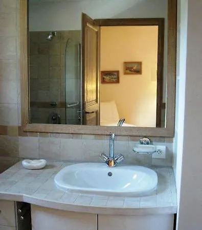 Villa Pokade Climatisée De 235 M2 Piscine Sans Vis à Vis Grand Jardin Totalement Clos