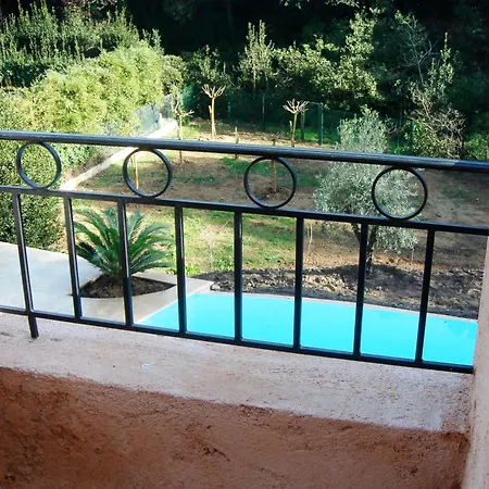 Villa Pokade Climatisée De 235 M2 Piscine Sans Vis à Vis Grand Jardin Totalement Clos