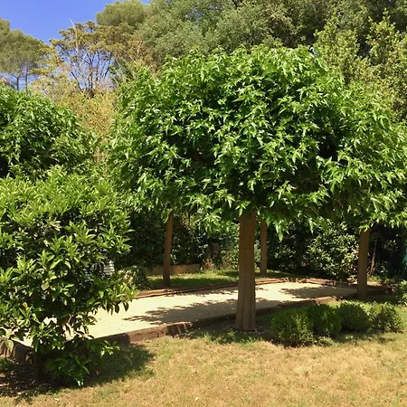 Villa Pokade Climatisée De 235 M2 Piscine Sans Vis à Vis Grand Jardin Totalement Clos *